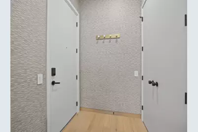 2024 W Irving Park Road #302, Chicago, IL 60618 - Photo 22