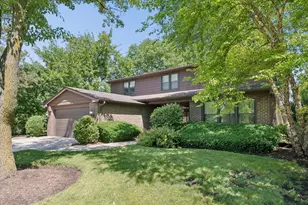 3724 Winnetka Rd, Glenview, IL 60026 - Photo 1
