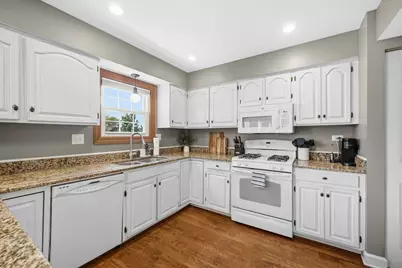 1188 Brookstone Drive, Carol Stream, IL 60188 - Photo 10