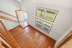 9297 Erin Ln, Orland Park, IL 60462 - Photo 8