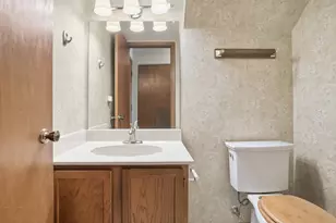 9297 Erin Ln, Orland Park, IL 60462 - Photo 14