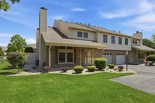 9297 Erin Ln, Orland Park, IL 60462 - Photo 1