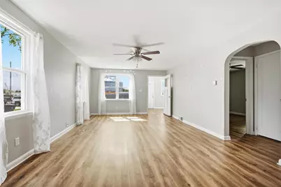 907 N Allin Street, Bloomington, IL 61701 - Photo 14