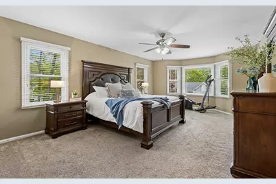 914 Hartford Drive, Gurnee, IL 60031 - Photo 12