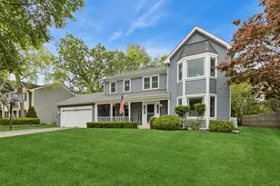 914 Hartford Dr, Gurnee, IL 60031 - Photo 1