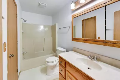 394 Pine Grove Avenue, Gurnee, IL 60031 - Photo 12