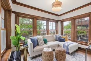 1468 W Balmoral Ave, Chicago, IL 60640 - Photo 8