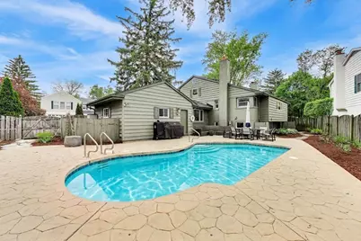 1311 E Woodford Place, Arlington Heights, IL 60004 - Photo 28