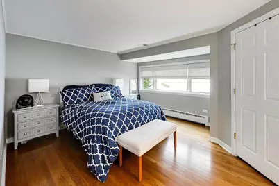 1311 E Woodford Place, Arlington Heights, IL 60004 - Photo 14
