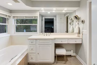 1311 E Woodford Place, Arlington Heights, IL 60004 - Photo 16