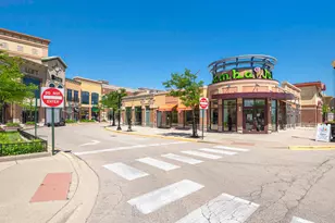 2224 Lake Shore Dr, Schaumburg, IL 60173 - Photo 40