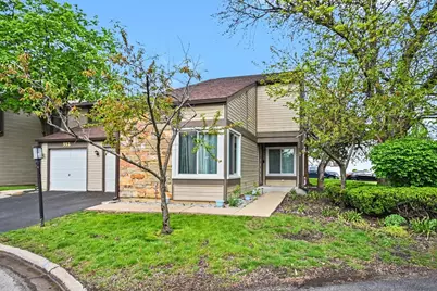 554 Alton Court, Carol Stream, IL 60188 - Photo 1