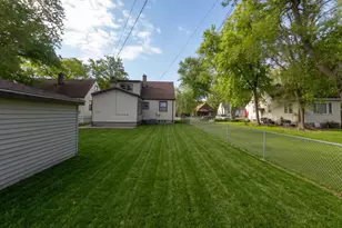 547 E 148th Pl, Harvey, IL 60426 - Photo 34