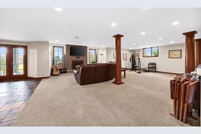 1045 Hilltop Drive, Lemont, IL 60439 - Photo 44