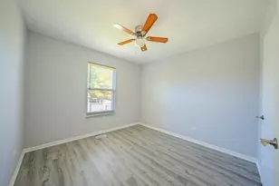24104 Primrose Cir, Plainfield, IL 60585 - Photo 12