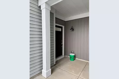 302 Kingsport Drive #302, South Elgin, IL 60177 - Photo 2