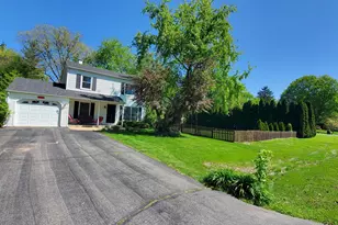 678 Ray Ave, West Chicago, IL 60185 - Photo 4