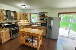 678 Ray Ave, West Chicago, IL 60185 - Photo 12
