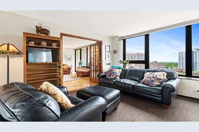 3930 N Pine Grove Avenue #1211, Chicago, IL 60613 - Photo 12