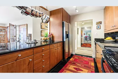3930 N Pine Grove Avenue #1211, Chicago, IL 60613 - Photo 6