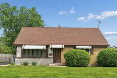 6854 Saratoga Drive, Bridgeview, IL 60455 - Photo 1