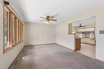 6854 Saratoga Drive, Bridgeview, IL 60455 - Photo 6