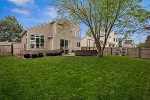 364 Millwood Dr, Bartlett, IL 60103 - Photo 32