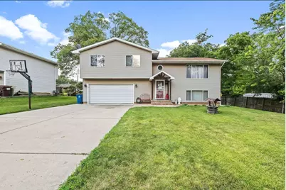 711 Osage Street, Joliet, IL 60432 - Photo 2