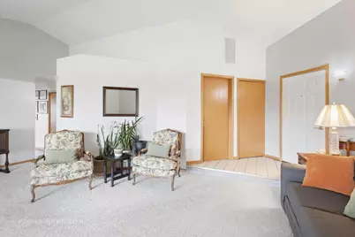 19423 Manchester Drive #19423, Mokena, IL 60448 - Photo 4