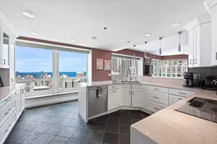 57 E Delaware Pl, Chicago, IL 60611 - Photo 8