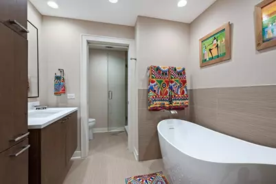 57 E Delaware Place #3804, Chicago, IL 60611 - Photo 18