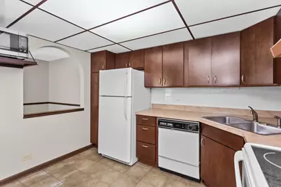 122 Circle Avenue #307, Forest Park, IL 60130 - Photo 6
