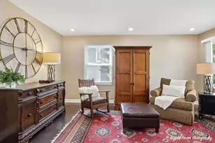 2323 Oxhill Ct, Schaumburg, IL 60194 - Photo 4