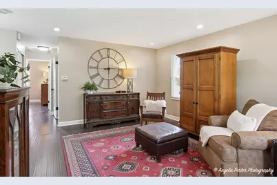 2323 Oxhill Court, Schaumburg, IL 60194 - Photo 6