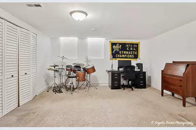 2323 Oxhill Court, Schaumburg, IL 60194 - Photo 18