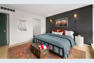 320 W Oakdale Avenue #702, Chicago, IL 60657 - Photo 14