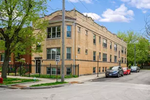 4650 N Karlov Ave, Chicago, IL 60630 - Photo 2