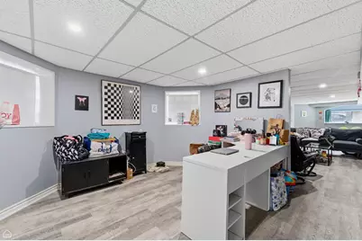 6710 N Artesian Avenue, Chicago, IL 60645 - Photo 30
