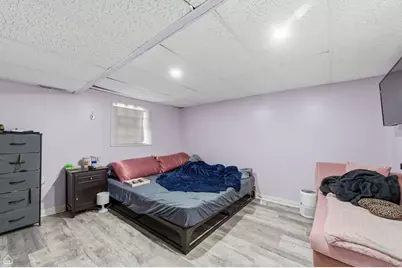 6710 N Artesian Avenue, Chicago, IL 60645 - Photo 32