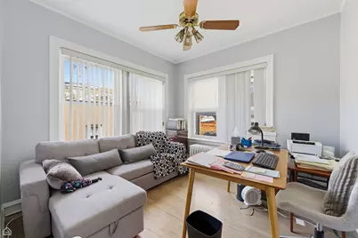 6710 N Artesian Avenue, Chicago, IL 60645 - Photo 14
