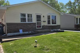 3225 Butler Ave, Steger, IL 60475 - Photo 2