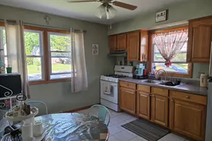 3225 Butler Ave, Steger, IL 60475 - Photo 10