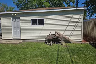 3225 Butler Ave, Steger, IL 60475 - Photo 4