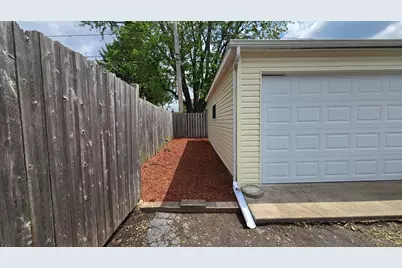 3225 Butler Avenue, Steger, IL 60475 - Photo 24