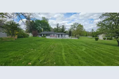 24049 W Grass Lake Road, Antioch, IL 60002 - Photo 26