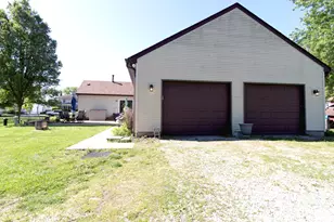 218 W South St, Dwight, IL 60420 - Photo 34