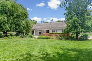 13 Deepwood Rd, Barrington Hills, IL 60010 - Photo 76