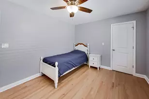 4757 N Linder Ave, Chicago, IL 60630 - Photo 30
