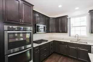 126 Abbott Ct, Bartlett, IL 60103 - Photo 10