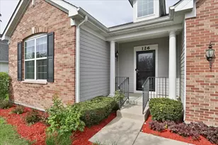 126 Abbott Ct, Bartlett, IL 60103 - Photo 2